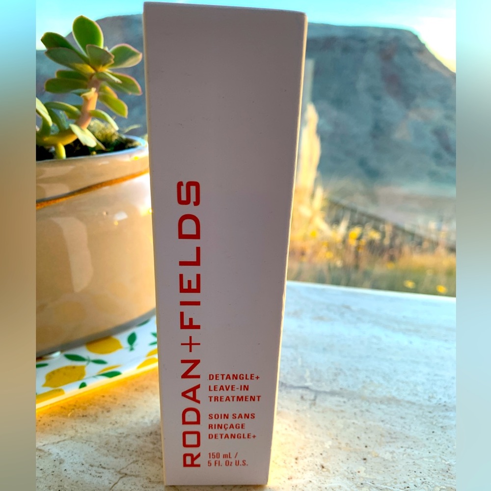 NEW‼️Detangle Leave-in Treatment Rodan + Fields